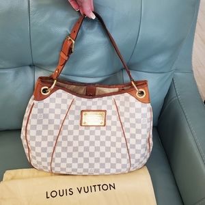 Louie Vuitton